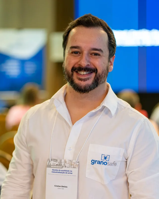 Retrato de Cristian Batista, monitor da formação.